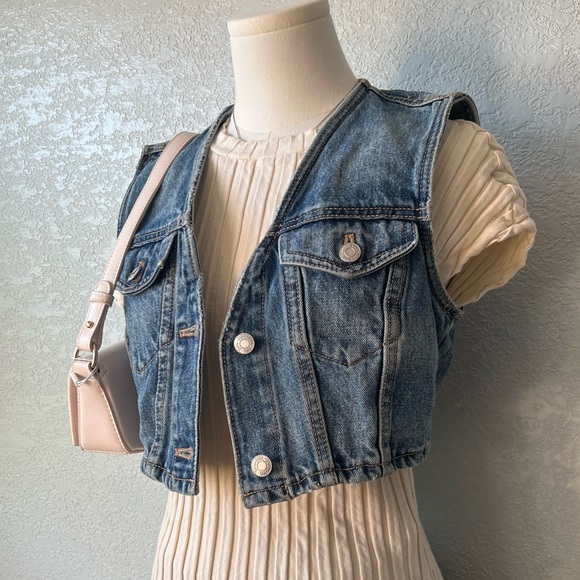 ZARA Faded Cropped Denim Vest Blue Jean Button Front Y2K Style Size M - Picture 5 of 5